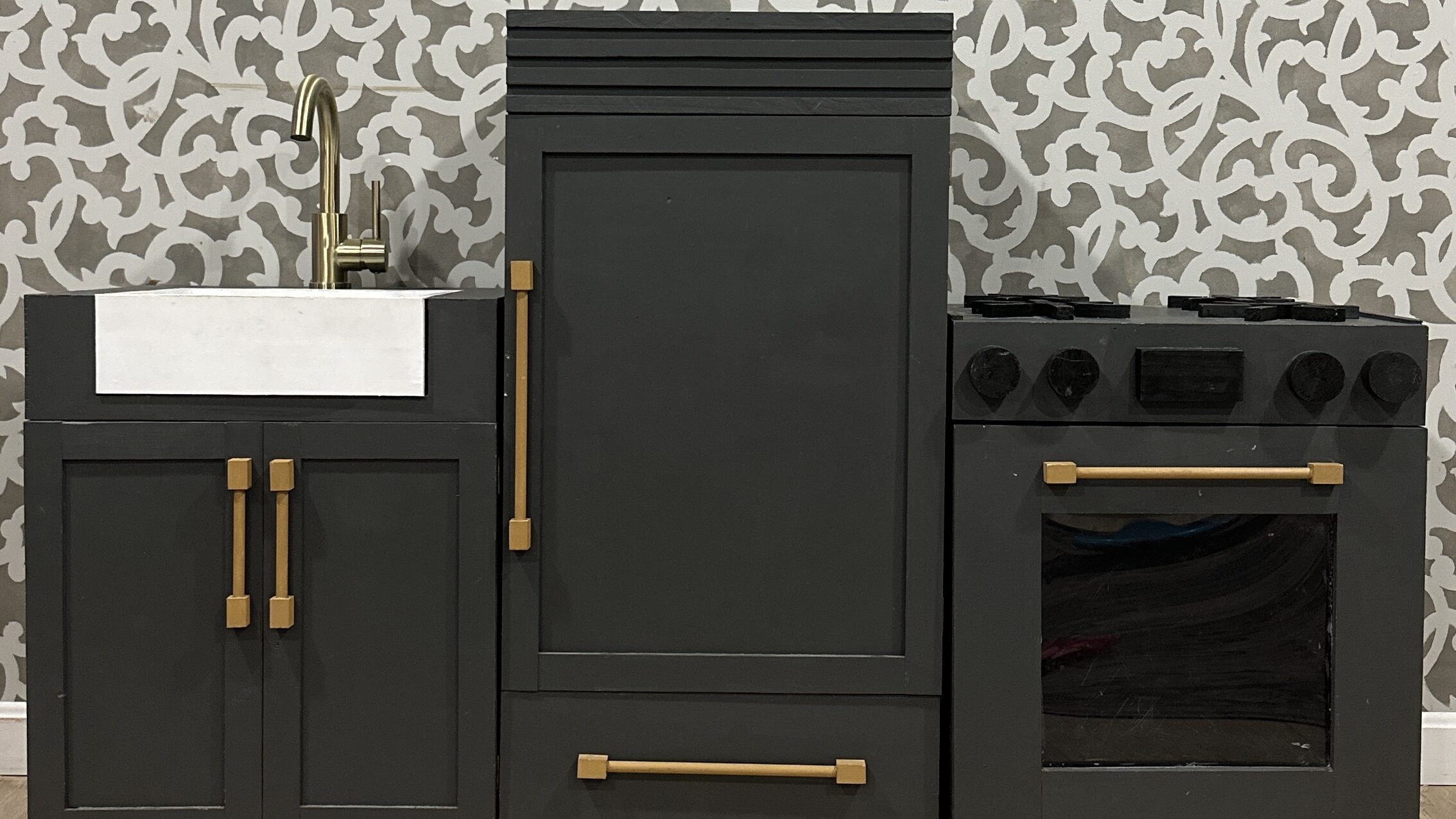 DIY Kids Kitchen Play Set
